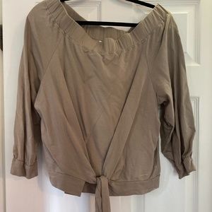 Vestique Off the shoulder olive top